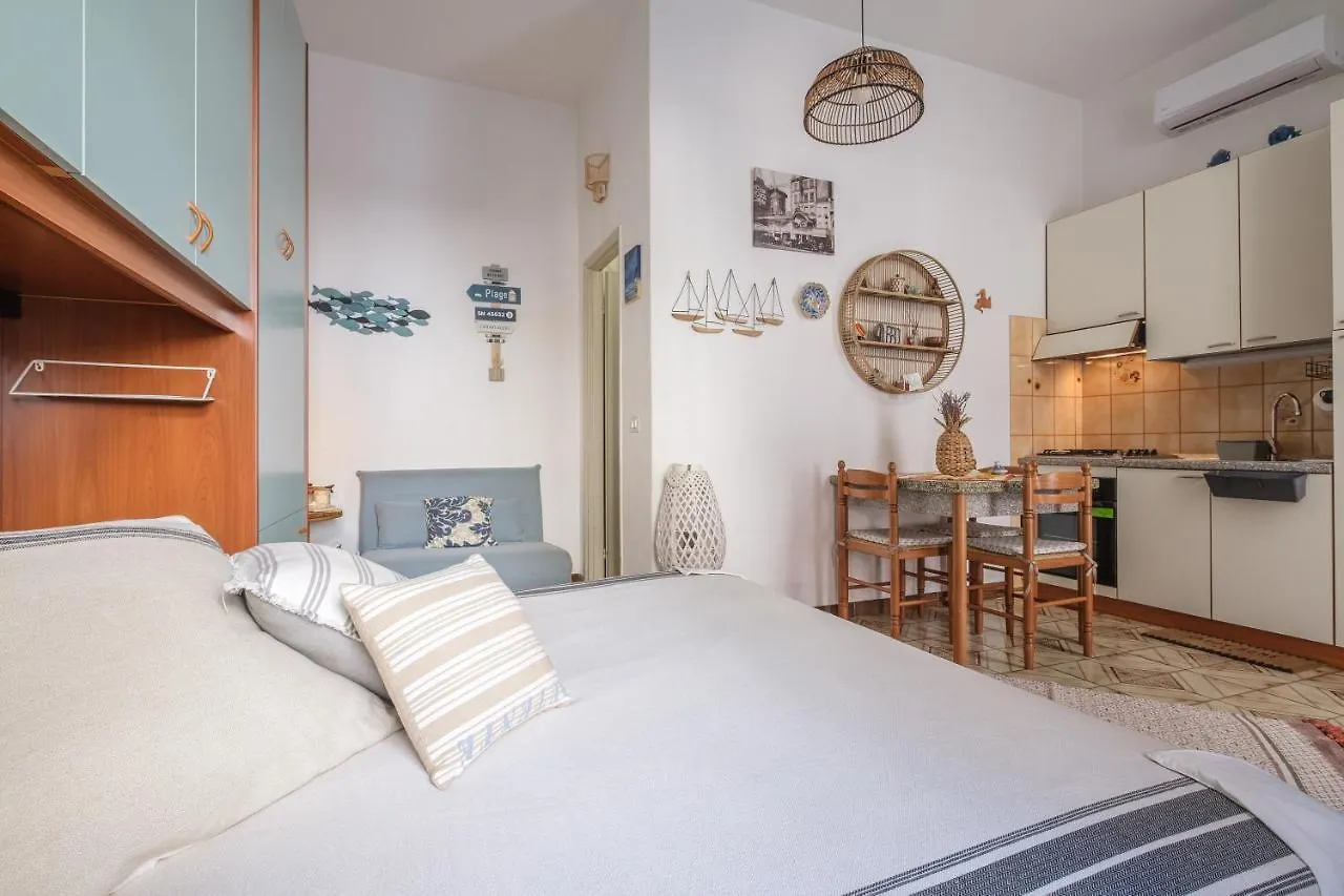 Tyndaris Home Oliveri 0*,  Italy